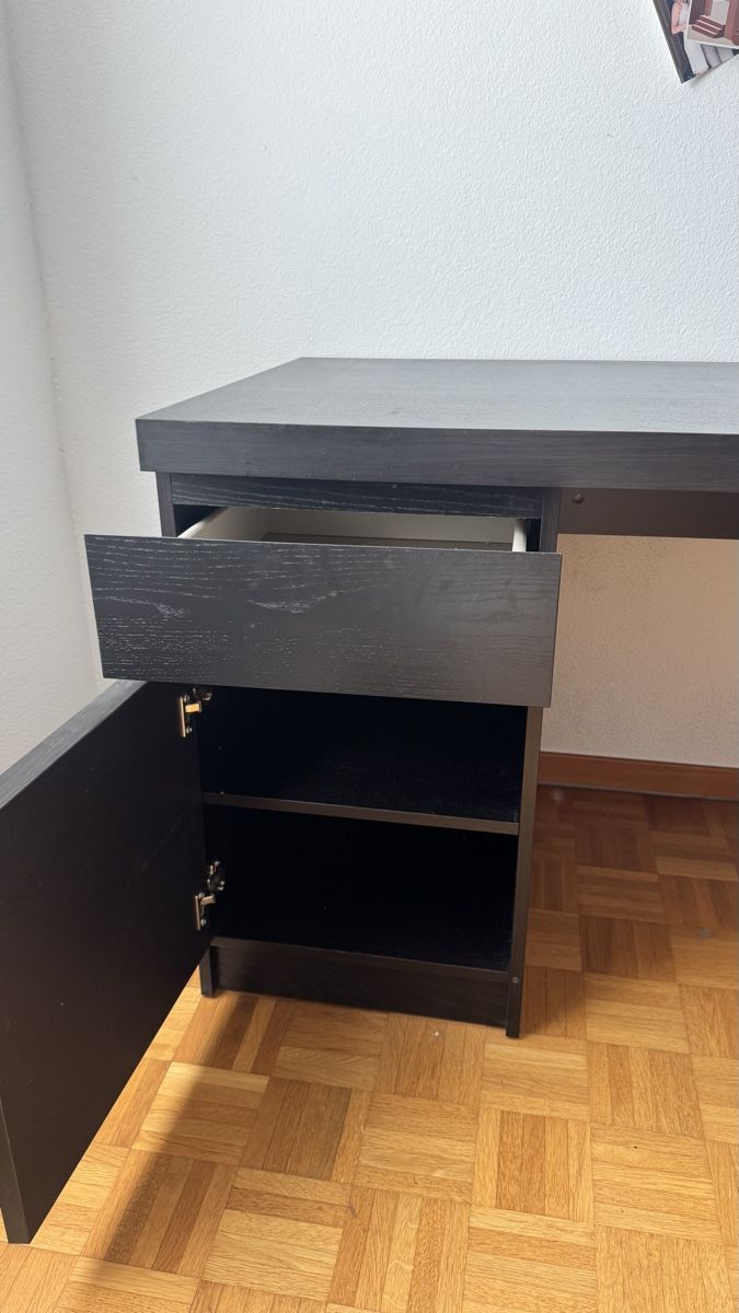 Bureaux: Bürotisch mit Ablagefläche – D'occasion à Zürich par shopping_x8df 2