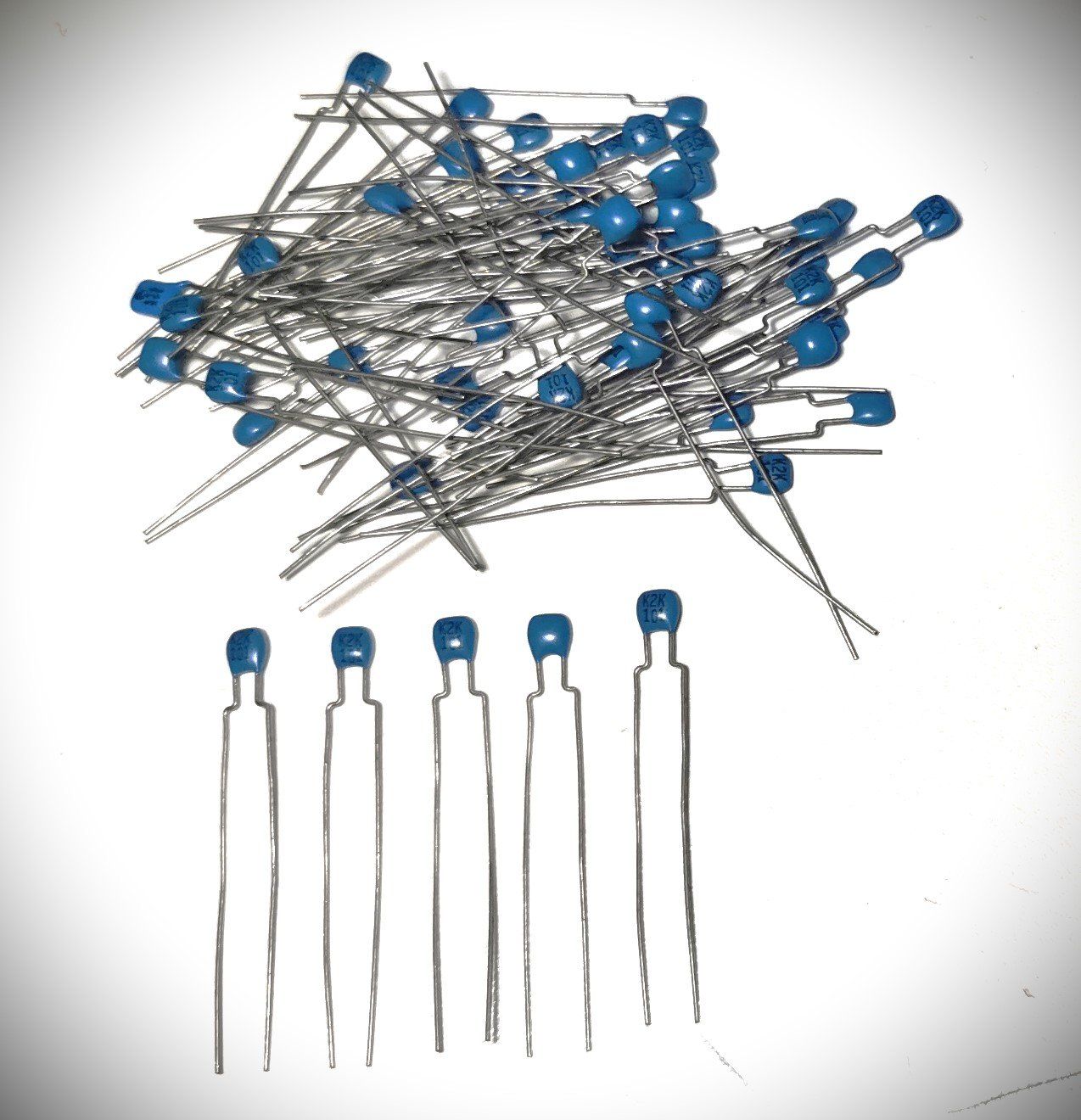 Elektronikbauteile: 100 pF Kondensator K2K 101 - 25 Stück – Neu (gemäss Beschreibung) aus Bremgarten b. Bern von Vittorio0