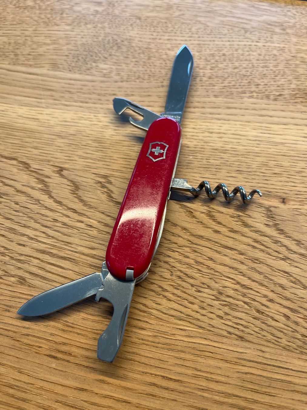 Victorinox Coltelli tascabile: Victorinox Sackmesser Classic Red – Nuovo (secondo la descrizione) da Unterägeri venduto da flu_zp5d