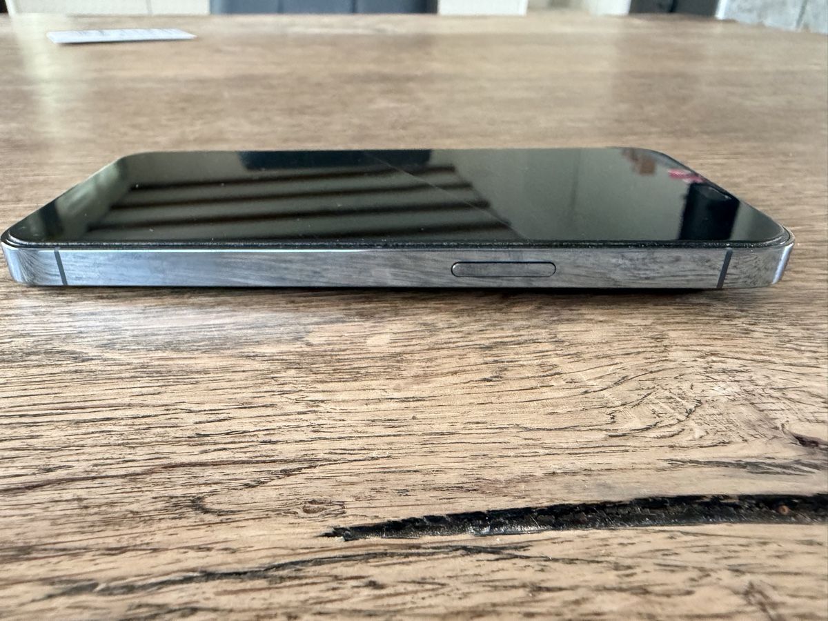 Apple Telefoni cellulari / Smartphones: Iphone 13 Pro – Usato da Augst BL venduto da cel_5b6y 3