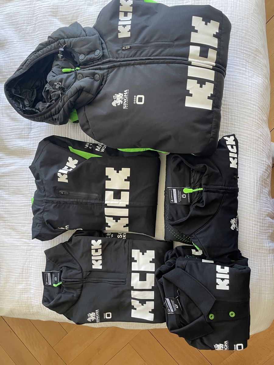 Lotti di vestiti: Stake F1 Team Kick Sauber - Jackets, Vest, Pullover, Polos – Usato da Zürich venduto da Eumi7