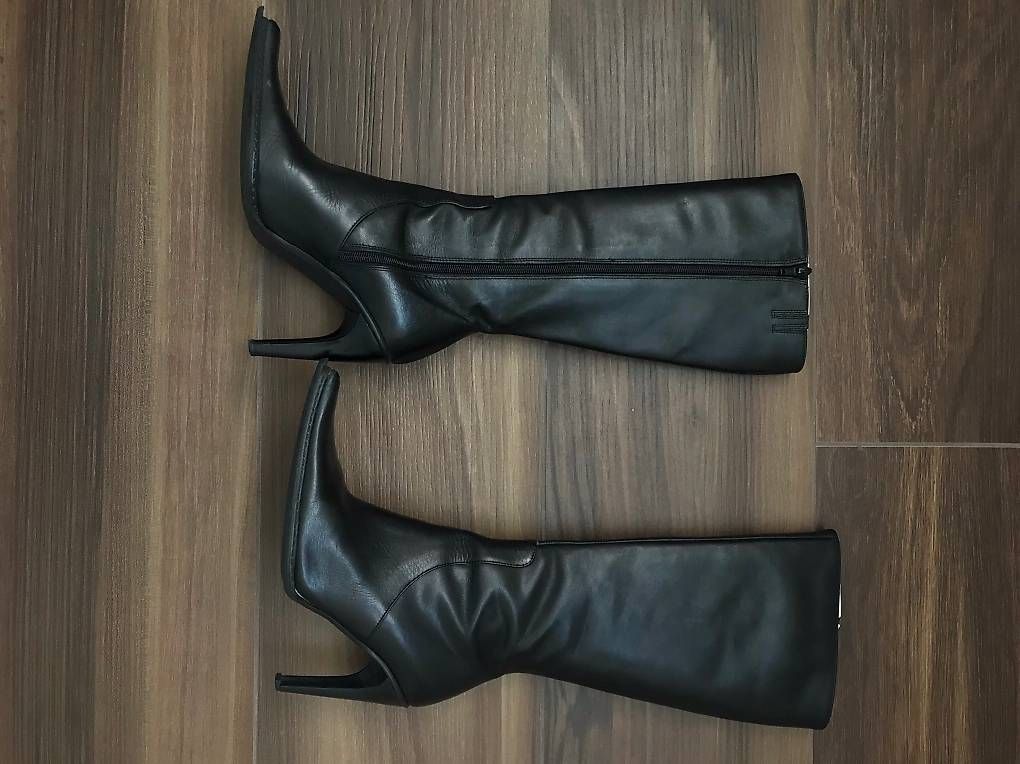 Scarpe da donna: Stivali in pelle – Usato da Cugnasco venduto da Sophia-1998 1