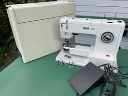 Defekte Nähmaschine PFAFF 1222 electronic mit Zubehör