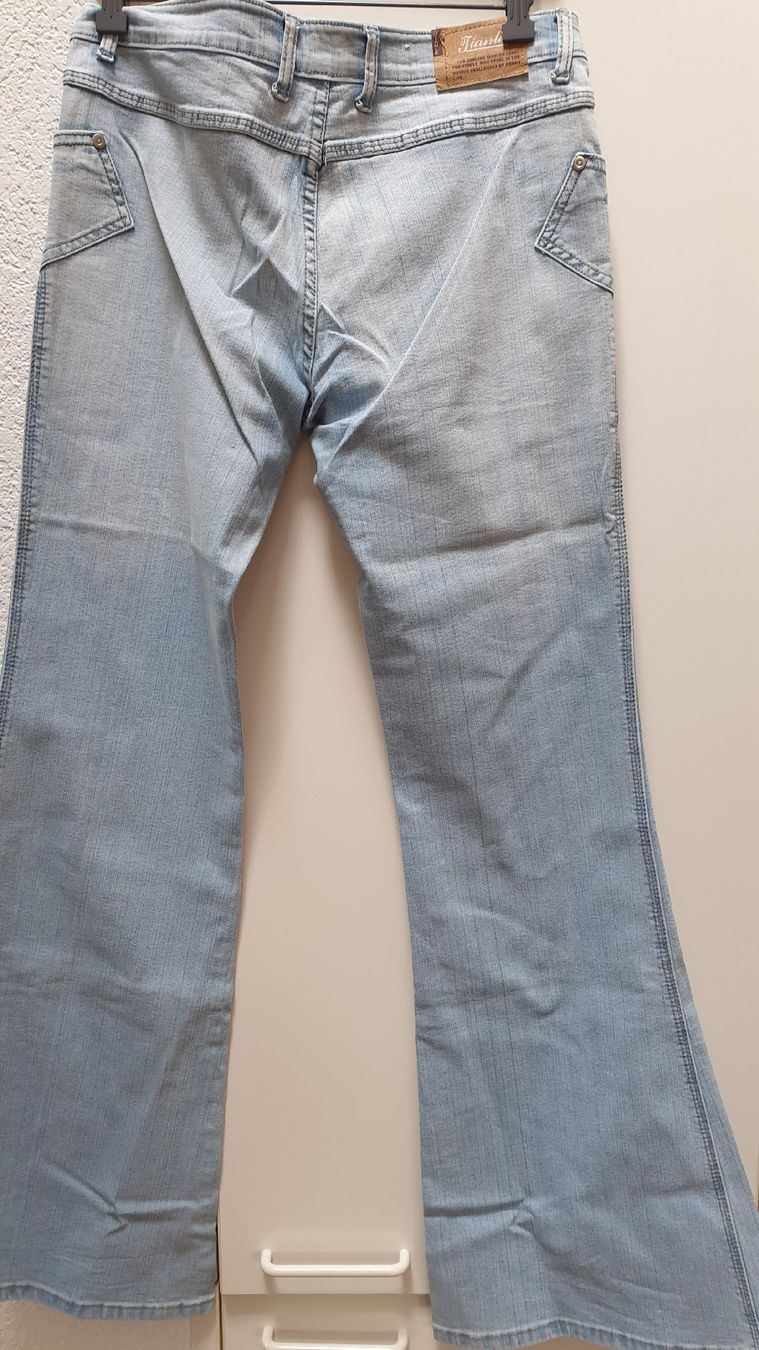 Jeans: JEANSHOSEN – Gebraucht aus Thun von Vecgou 1