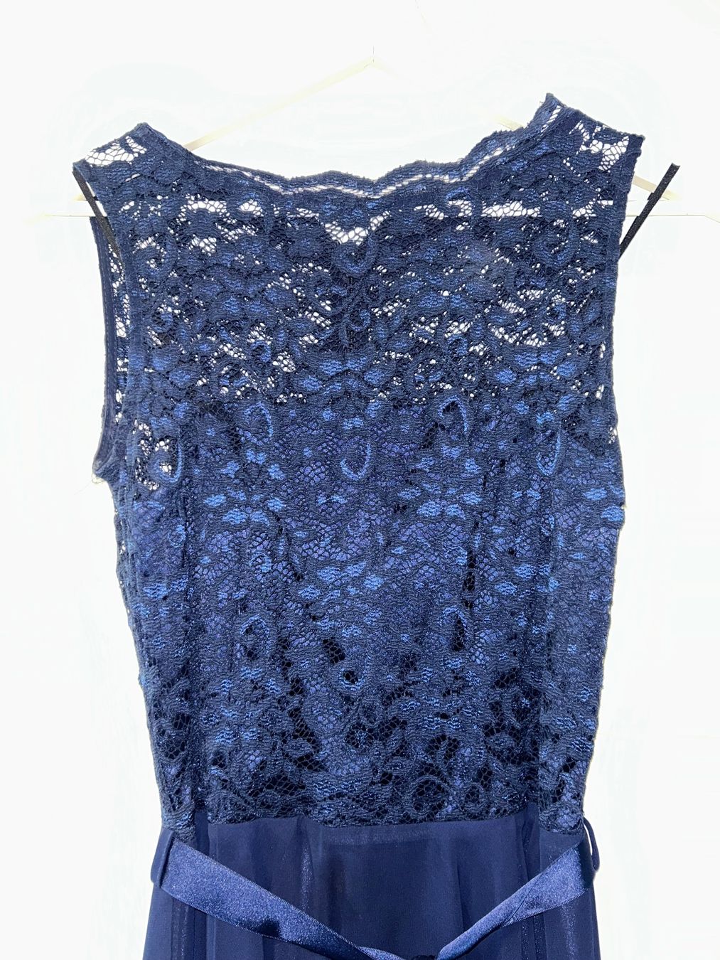 Vestiti: Damenkleid dunkelblau Grösse S/36 Spitze – Usato da Luzern venduto da nin_852n 2