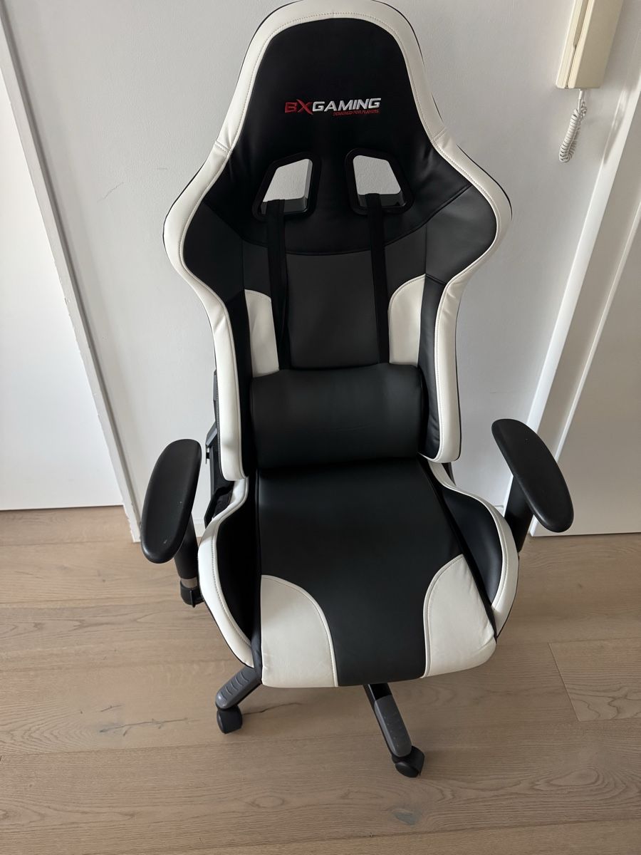 Stühle: Gamingstuhl – Gebraucht aus Uster von oez_s9jm