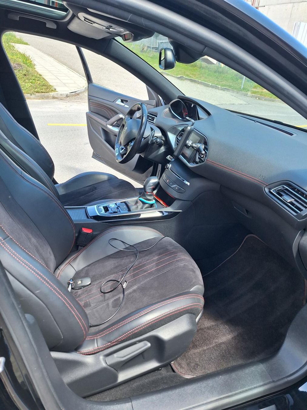 Peugeot Autos: Peugeot 308 GT 2.0HDI – Gebraucht aus Renens VD von ser_8n7j 8