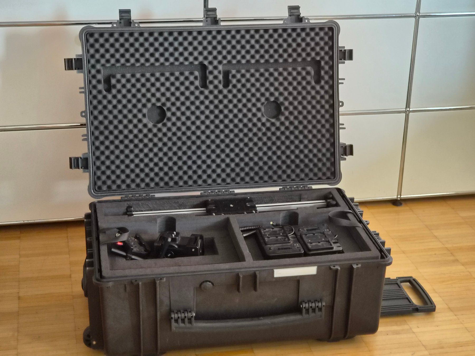 Edelkrone Sonstiges Zubehör: Edelkrone SliderPLUS Pro XLarge Komplettset inkl Case – Gebraucht aus Wallisellen von Blackstone0820 1