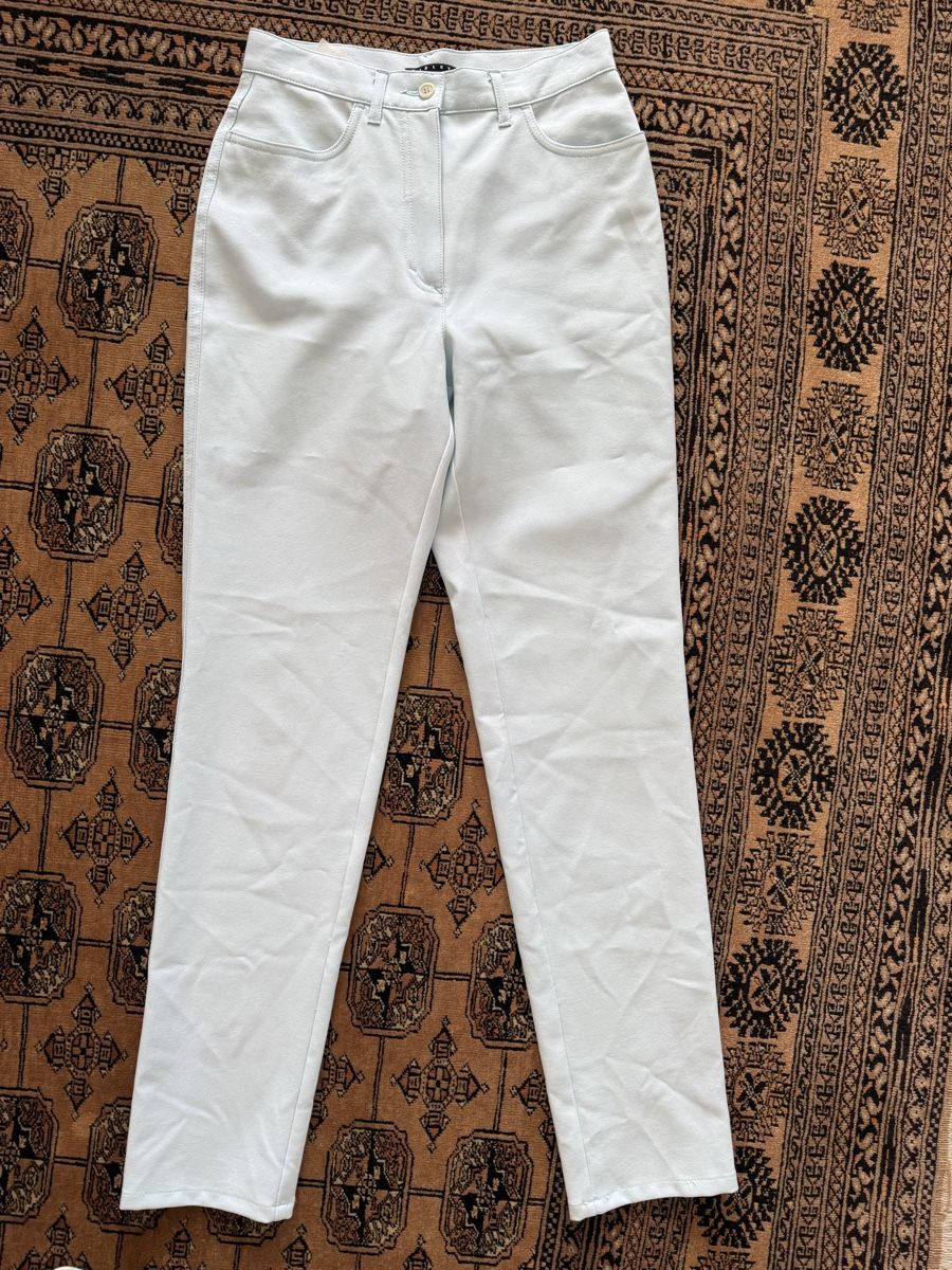 Sisley Pantaloni: Sisley Hose Hellblau, Grösse 34, wie neu – Usato da Locarno venduto da Ery02