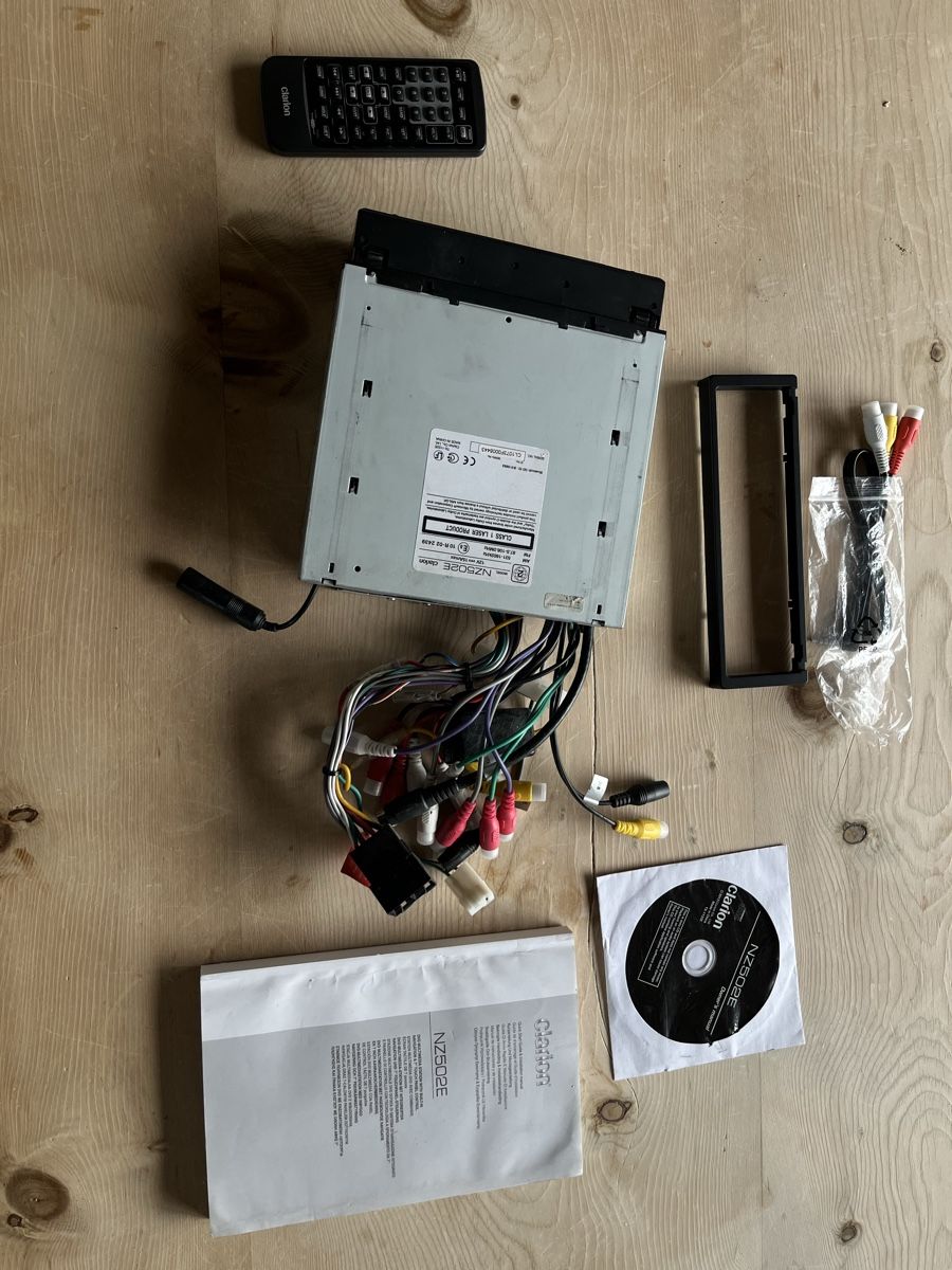 Multimediaplayer & Streamer: Clarion NZ502E Multimedia DVD Player - Navigation Unit – Neu (gemäss Beschreibung) aus Zuoz von Gs88 2