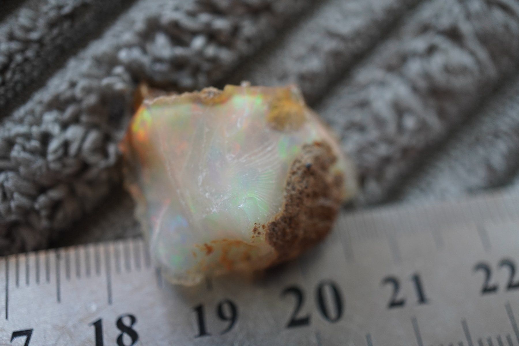 Minerali & Pietre curative: Opal Rohstein  23mm x 25mm    ab  1.-     Räumung – Nuovo e nell'imballaggio originale da Eschenbach SG venduto da topstone 5