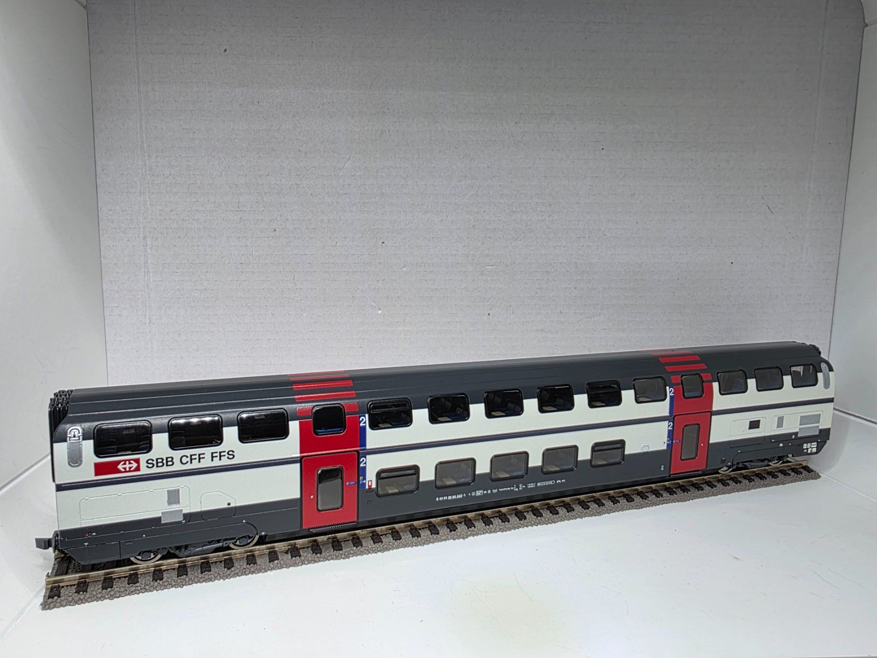 Roco Modellini di ferrovie: Roco 64852 SBB Dosto IC2000 2.Kl. AC Achsen – Usato da Schwarzenburg venduto da hebusch54 1