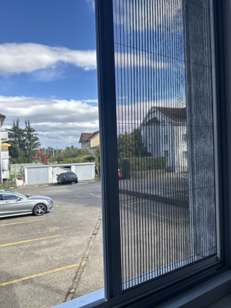Fenster: Fliegenschutz Plissee 4STK 97x128 – Gebraucht aus Arbon von 2210oez 1