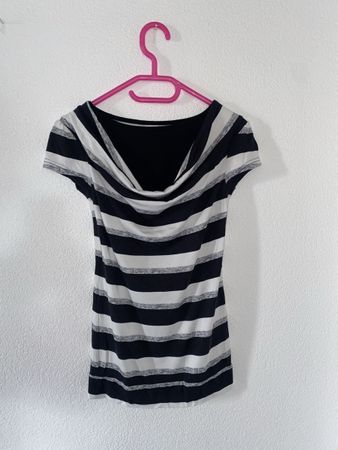 Schönes Shirt 122/128