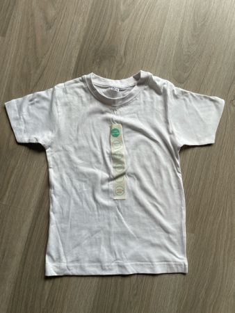Neues, weisses T-Shirt, Gr. 122/128, ideal für den Sommer!