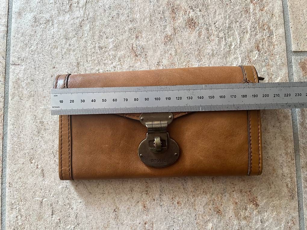 Fossil Portemonnaie: Porte-monnaies Fossil – Gebraucht aus Les Mosses von Giadigia 4