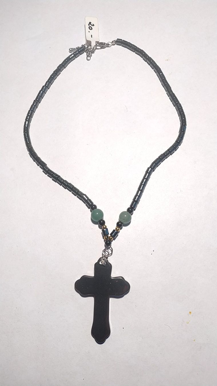 Ketten: Hämatit Kette mit Kreuz 42cm – Neu und originalverpackt aus Münchenbuchsee von Daniel0133