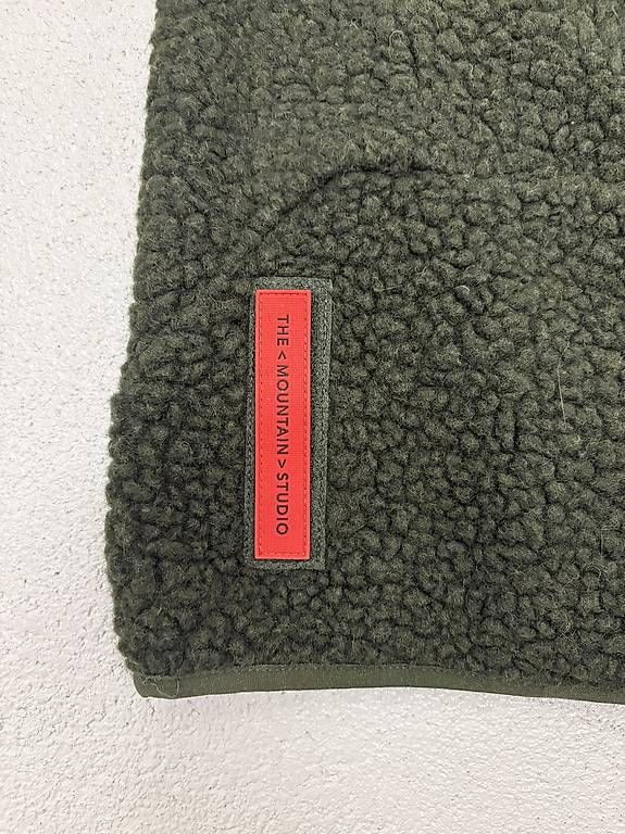 Gilet & Giacche: The Mountain Studio V-5 Soft Wool Pile Vest, Size M – Usato da Möhlin venduto da Aries80 2