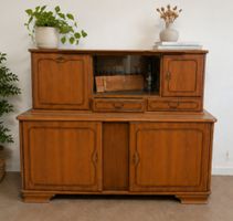 Buffetschrank Holz mit Glastür und Schubladen