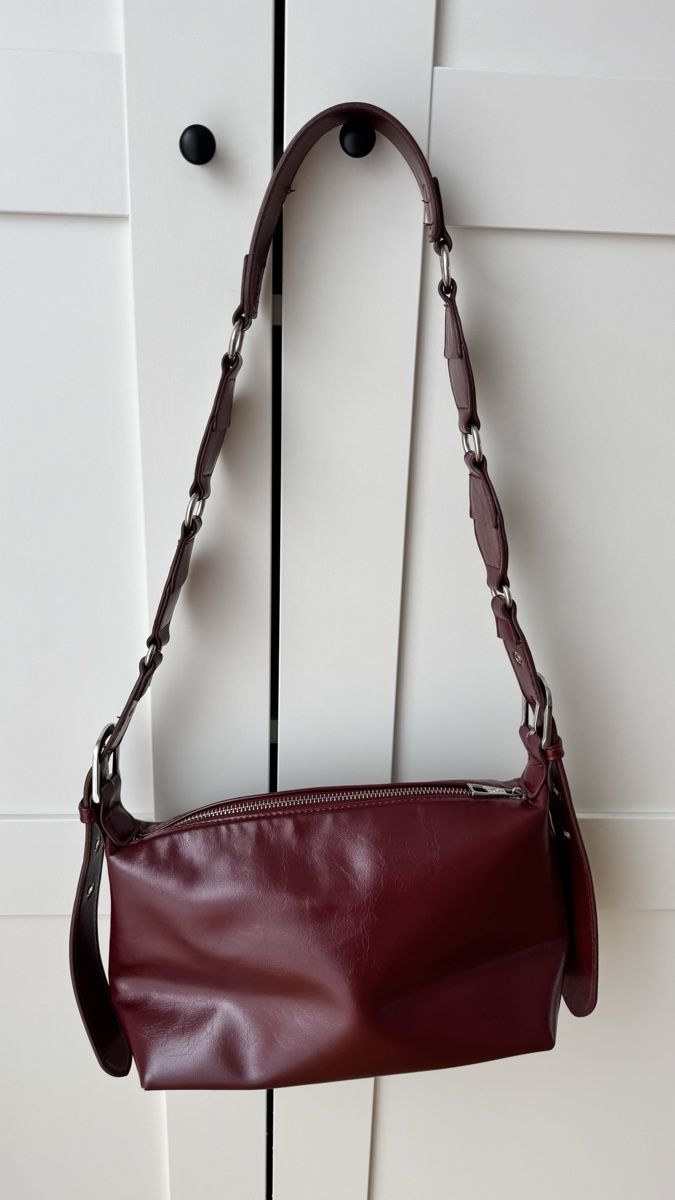Stradivarius Borse da donna: Stradivarius Handtasche bordeaux – Nuovo (secondo la descrizione) da Wattwil venduto da chi_11o