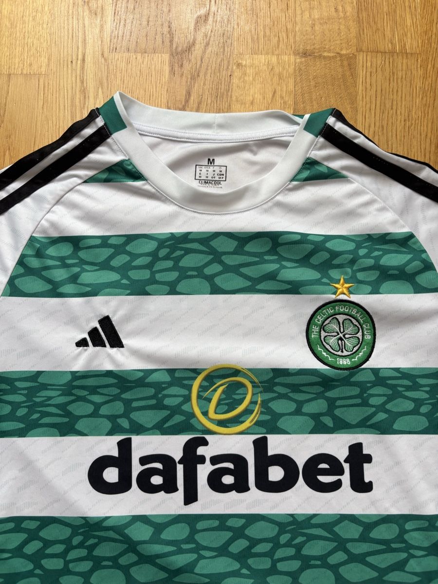 Canottiere & Pantaloni: FC Celtic Glasgow M ( L ) – Usato da Schmitten FR venduto da Hubalo 3