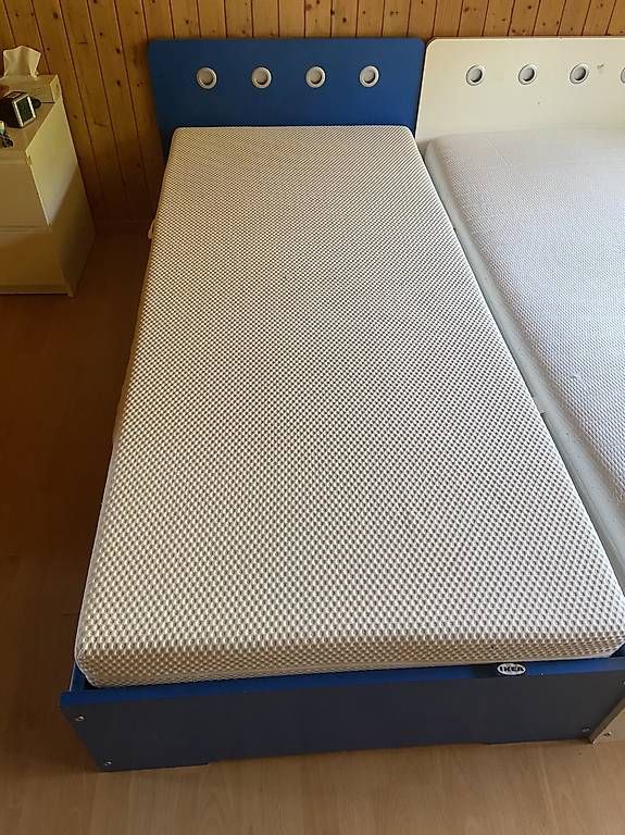 Letti: Bett mit Rost & Matratze zu verschenken – Usato da Grub AR venduto da jer_52lc