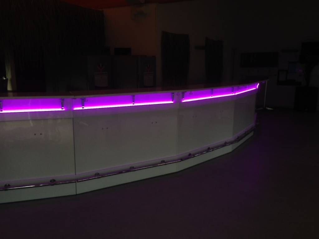 Equipement de magasin & Foires: Bar-Elemente – D'occasion à Nassenwil par Wiessner 3