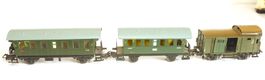 MÄRKLIN BLECHWAGEN 2 PERSONEN+ 1 GEPÄCKWAGEN ca. 1980