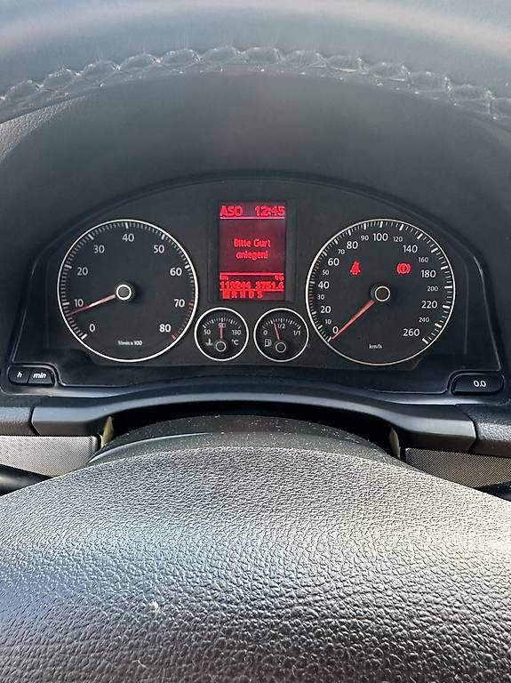 VW Automobili: VW Golf 2.0 FSI – Usato da Dübendorf venduto da Maks22 3