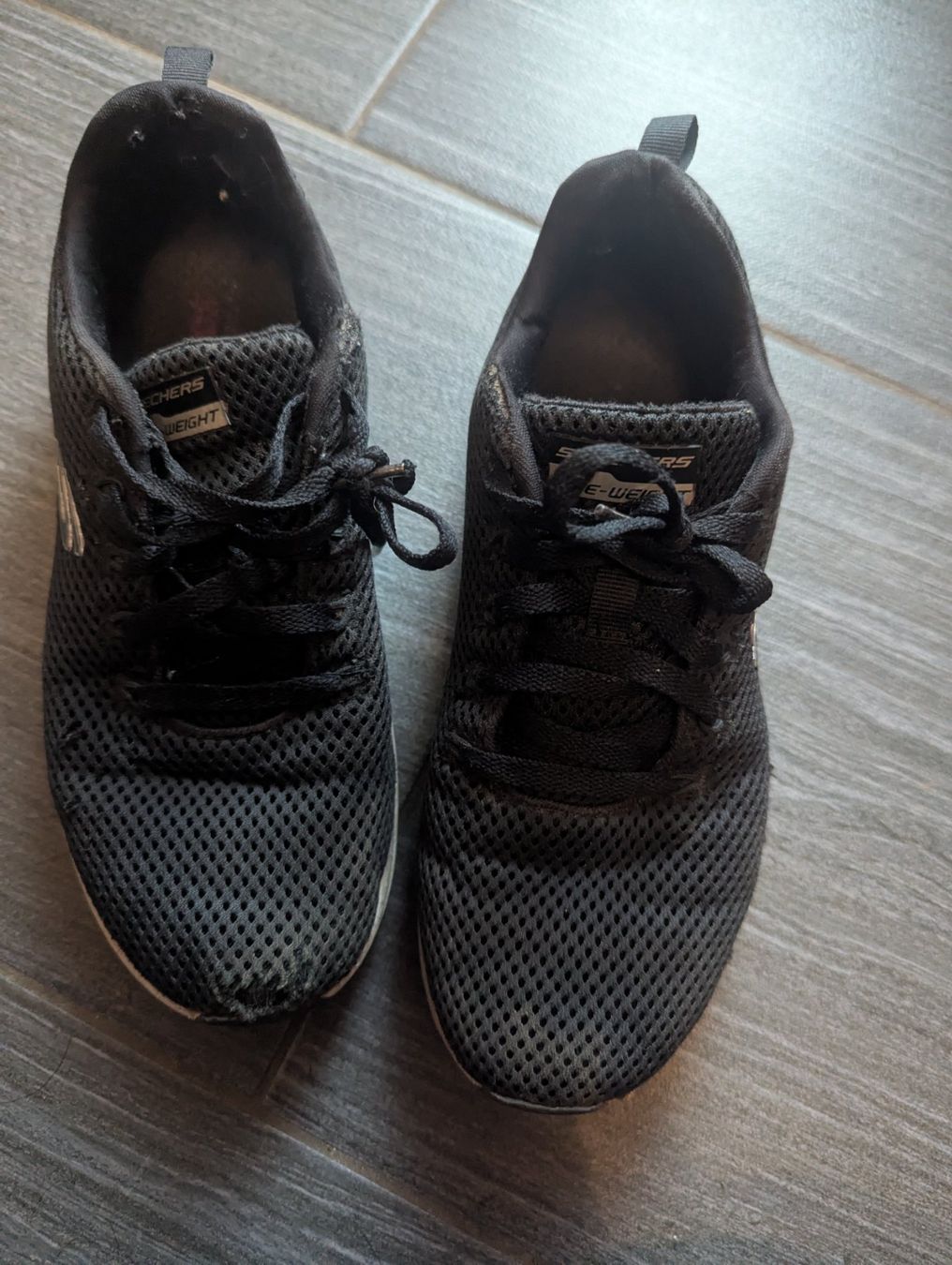 Skechers Schuhe für Jungen: Turnschuhe 37 – Gebraucht aus Wangen ZH von Nadja056