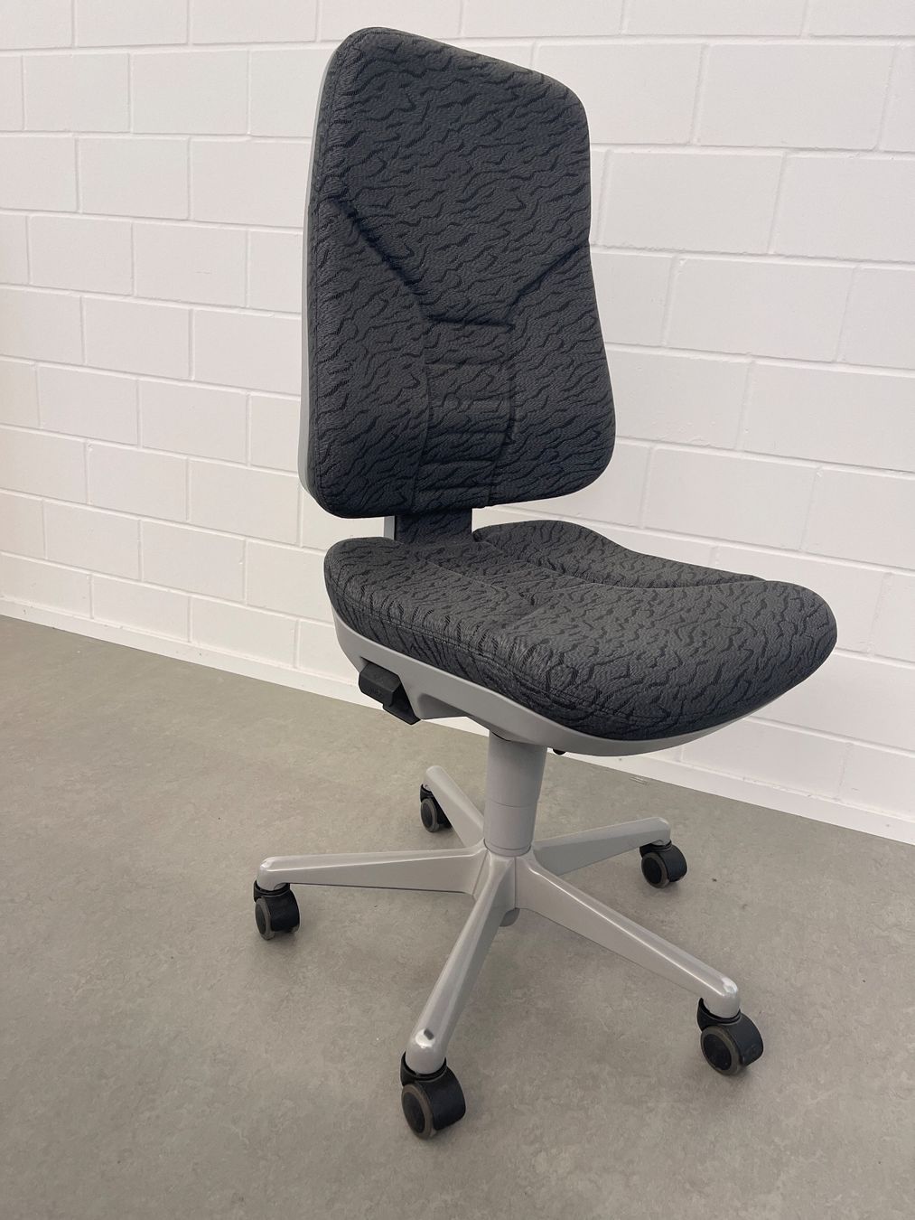 Giroflex Chaises: Bührostuhl – D'occasion à Matzingen par carola71