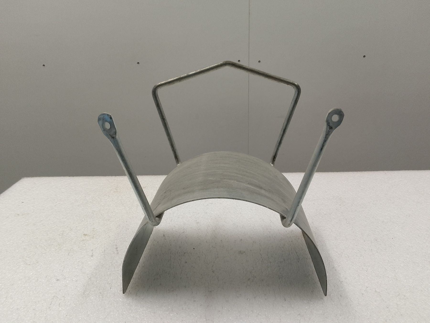 Supporti a parete: Schlauchhalterung – Usato da Trubschachen venduto da Caddy8 2