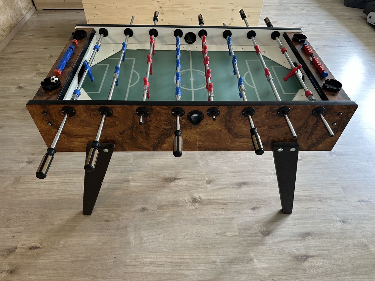 Giochi: Töggelikasten / Tischkicker / Tischfussball – Usato da Steffisburg venduto da tre_9gtr 1