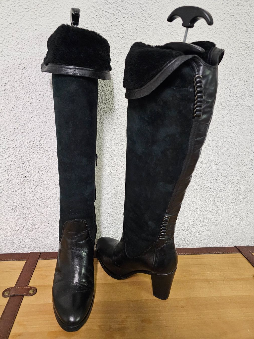 Scarpa Scarpe da donna: Lammfell-Stiefel Damen 38,5 von Scarpa – Nuovo (secondo la descrizione) da Rheineck venduto da aron012 2