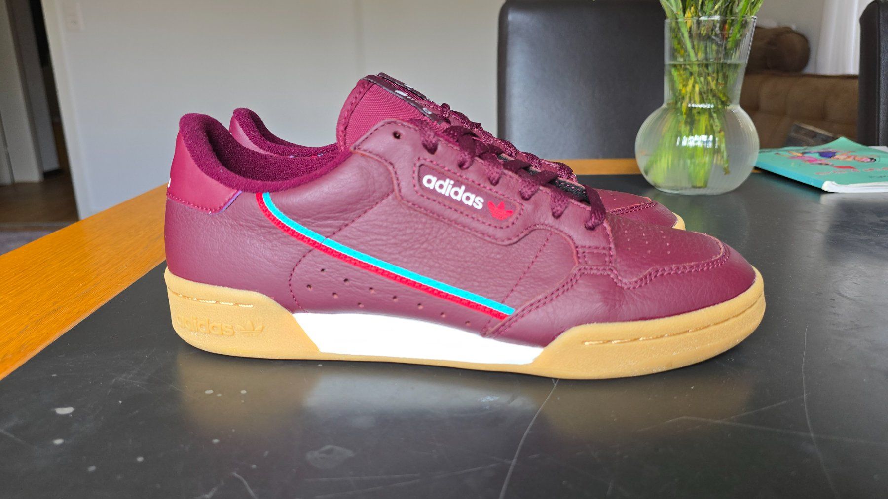 Adidas Scarpe da uomo: Adidas Continental 80 Maroon EU 41 1/3 – Nuovo (secondo la descrizione) da Wallisellen venduto da theblacksheep 1