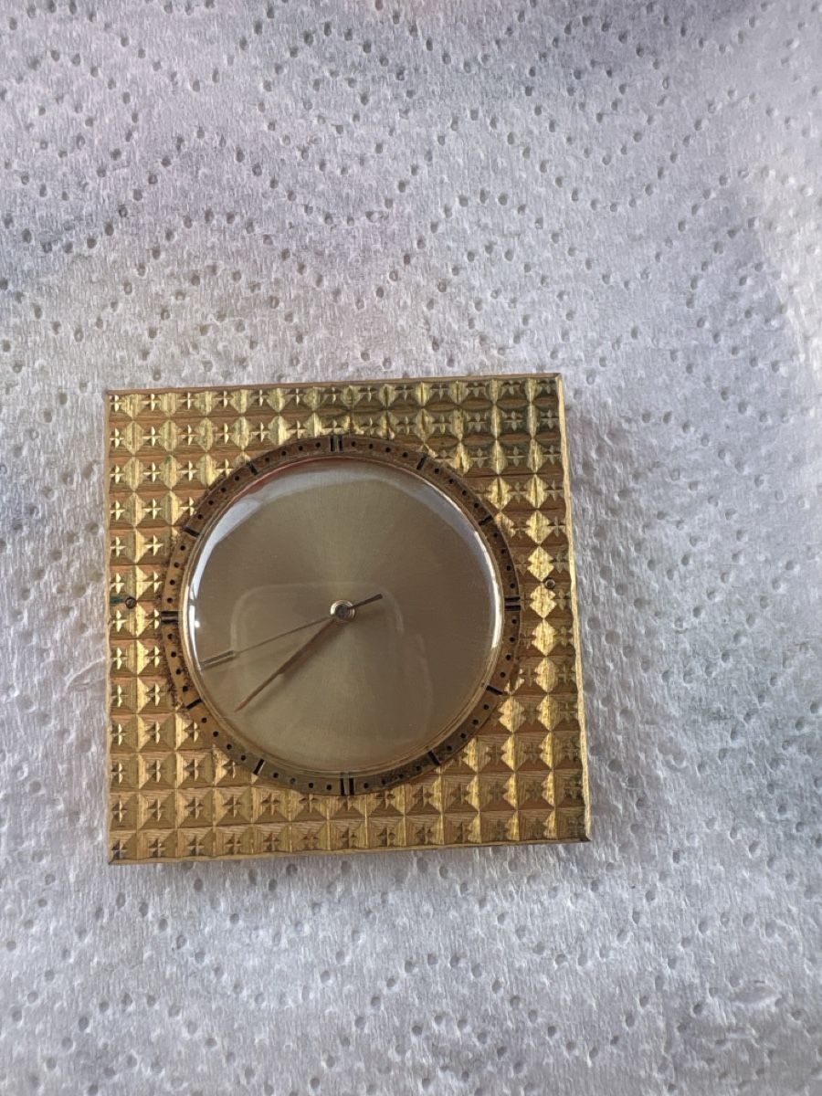Jaeger-Lecoultre Sveglie: Réveil Jaeger-LeCoultre doré – Usato da Versoix venduto da tem_f7yk 1