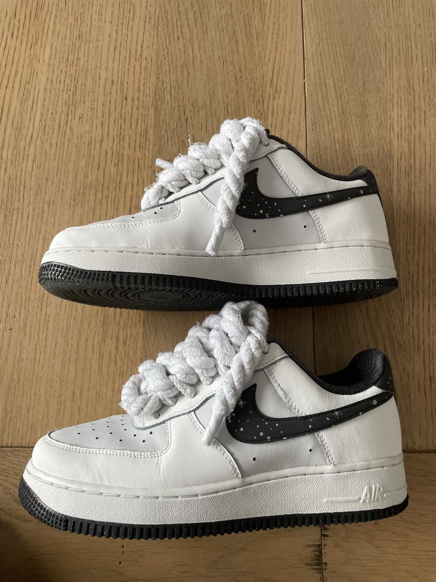 Nike Scarpe da uomo: Nike air force one galaxy – Usato da Le Noirmont venduto da mag.butillon 1