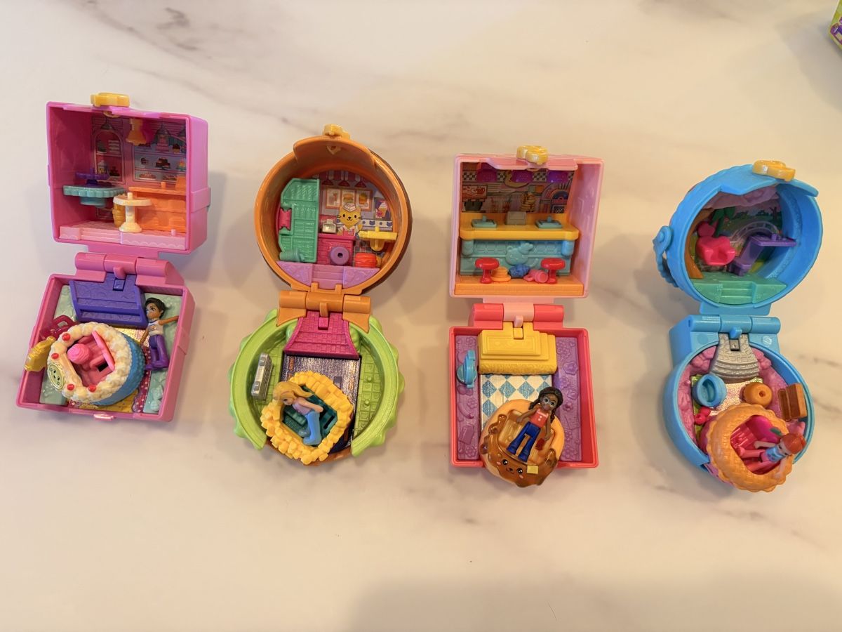 Polly Pocket Carillon: Polly Pocket Tiny Takeout Reveal – Usato da Wangen b. Olten venduto da na_wal 1