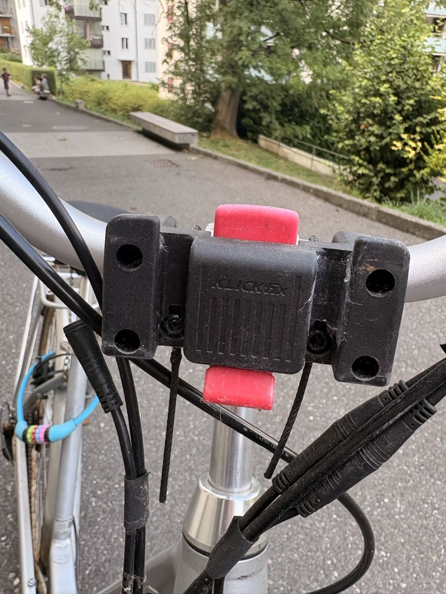 Sonstiges für Haushalt & Wohnen: Klickfix Fahrradkorb mit Halterung beige  – Gebraucht aus Luzern von ano_h2k2 6