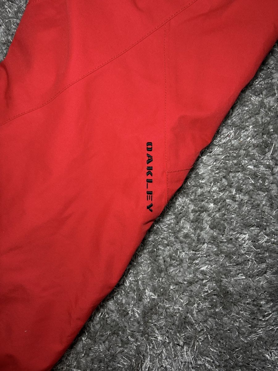 Oakley Pantaloni: Oakley Ski/Snowboard Pants - Red - Size M – Nuovo (secondo la descrizione) da Brislach venduto da edu_t6pq 9