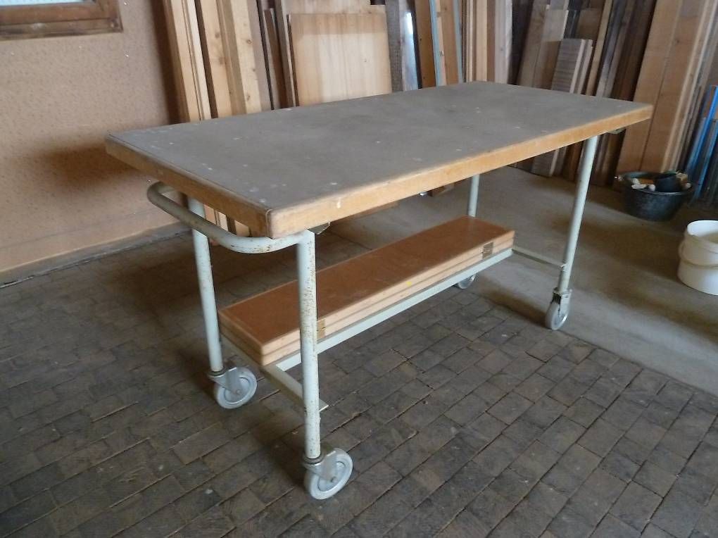 Tavoli: Mobiler Werkstatttisch – Usato da Aarwangen venduto da vintagehandel 2