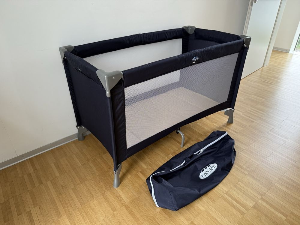 Letti: Kinderreisebett_Lit parapluie_Travel cot_Lettino da viaggio – Usato da Gipf-Oberfrick venduto da SecondHandMisc