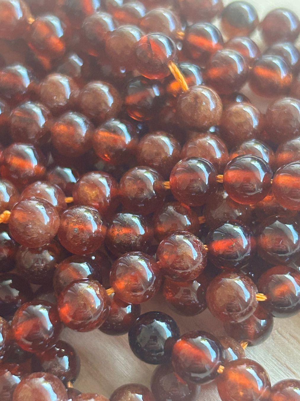 Minerali & Pietre curative: Strang echte orange Granat 6 mm – Nuovo e nell'imballaggio originale da Niederrohrdorf venduto da Ytobi 1