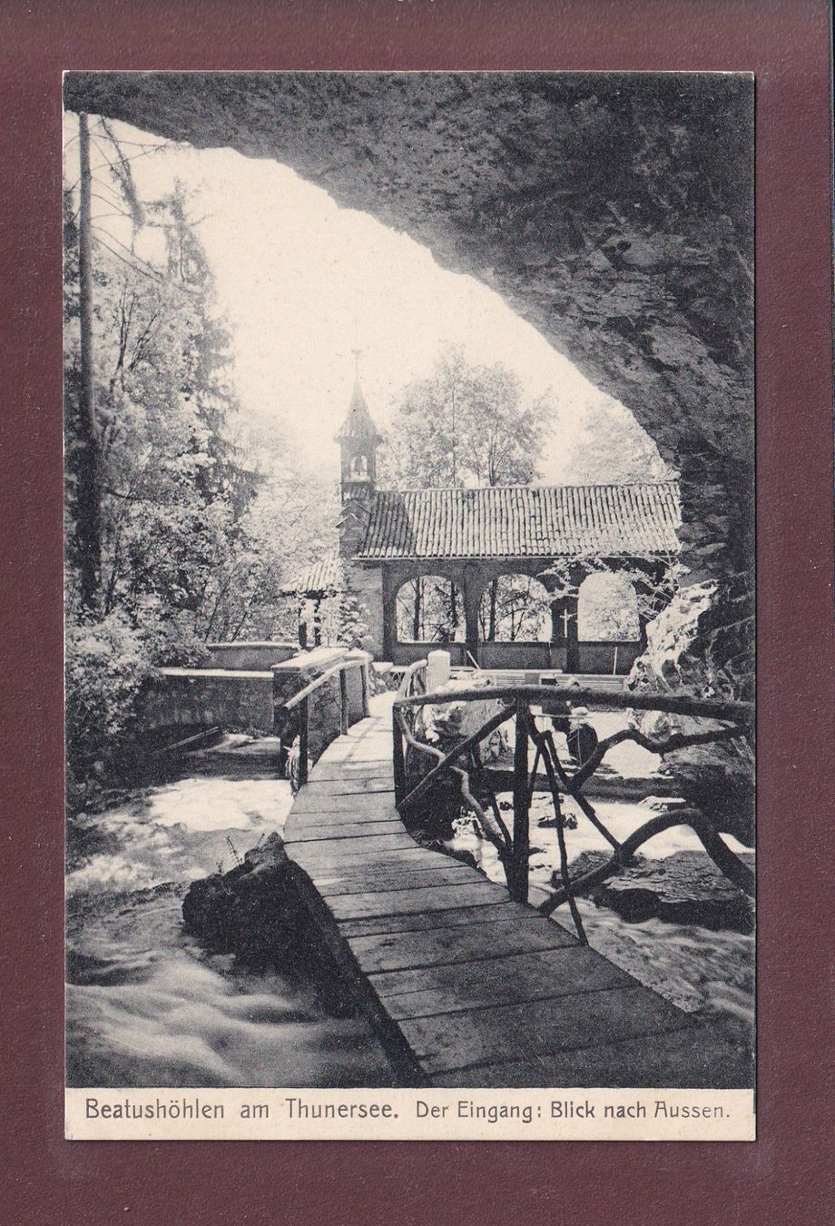 Cartoline postali: BEATUSHÖHLEN am Thunersee - Eingang – Usato da Pully venduto da nicecards