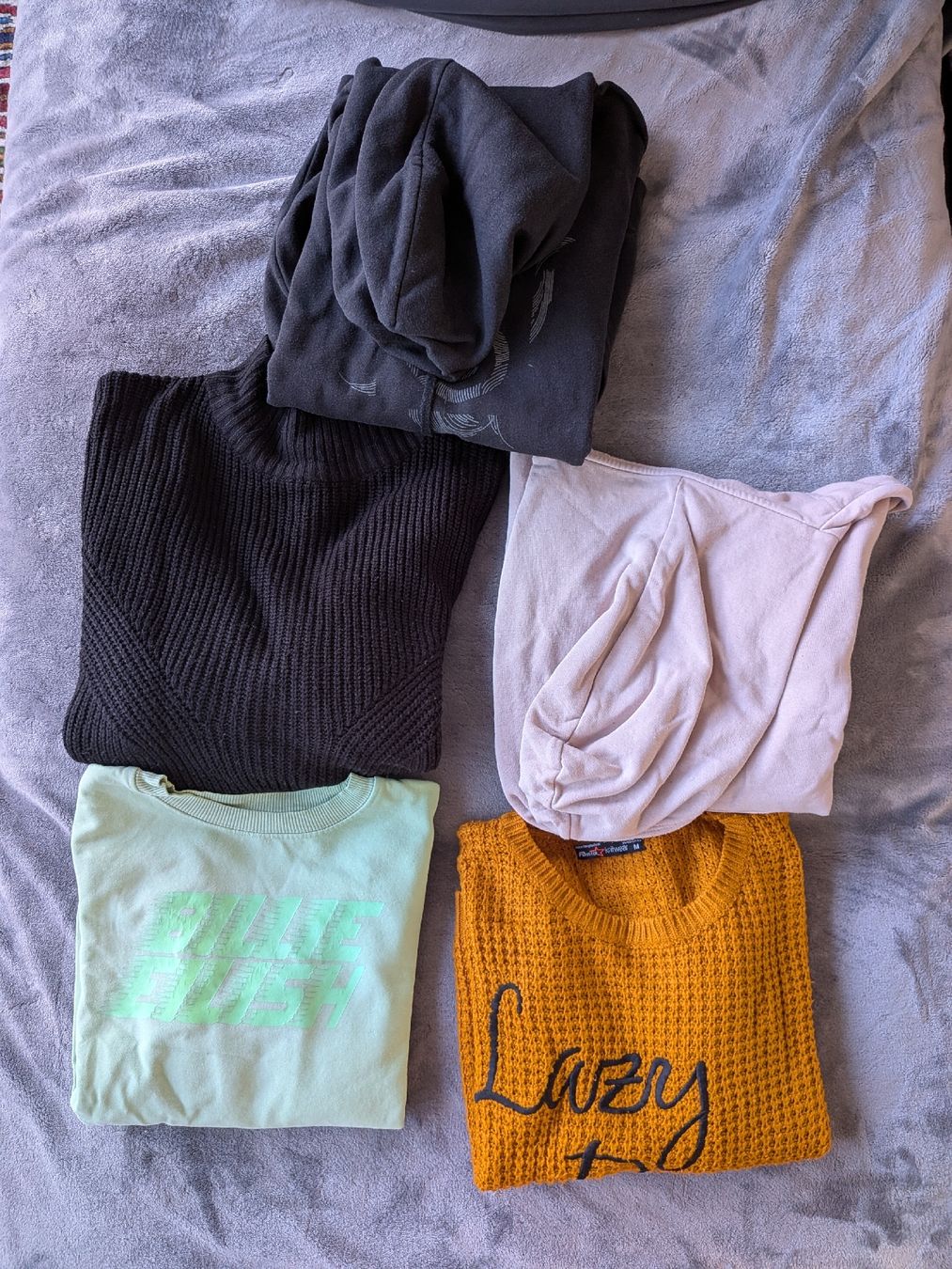 Kleiderpakete & -sets: Pulls en maille foncée, taille S, occasion – Gebraucht aus Zürich von heldc 1