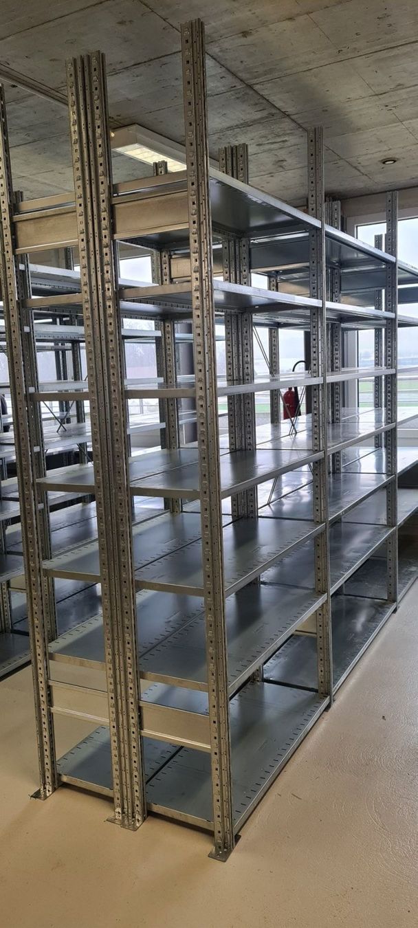 Scaffali: SSI Schäfer Tablarregal / Fachbodenregal – Usato da Bazenheid venduto da DonAleks91