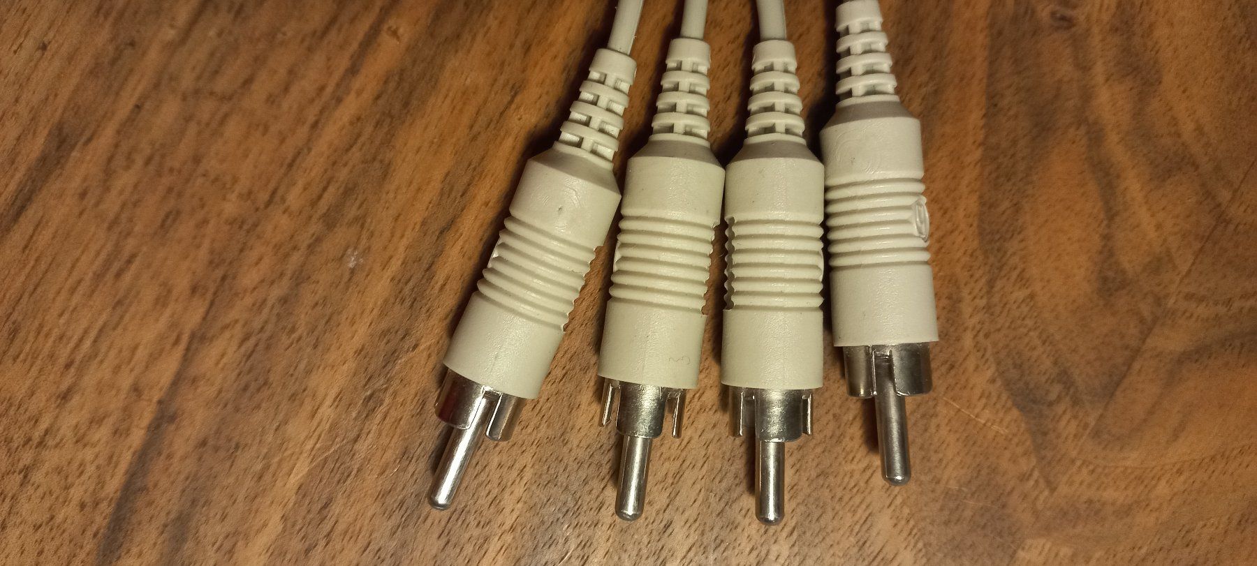 Unità & Adattatore: Cinch to Din Adapter 4-Kanal – Usato da Meilen venduto da Mosell 1
