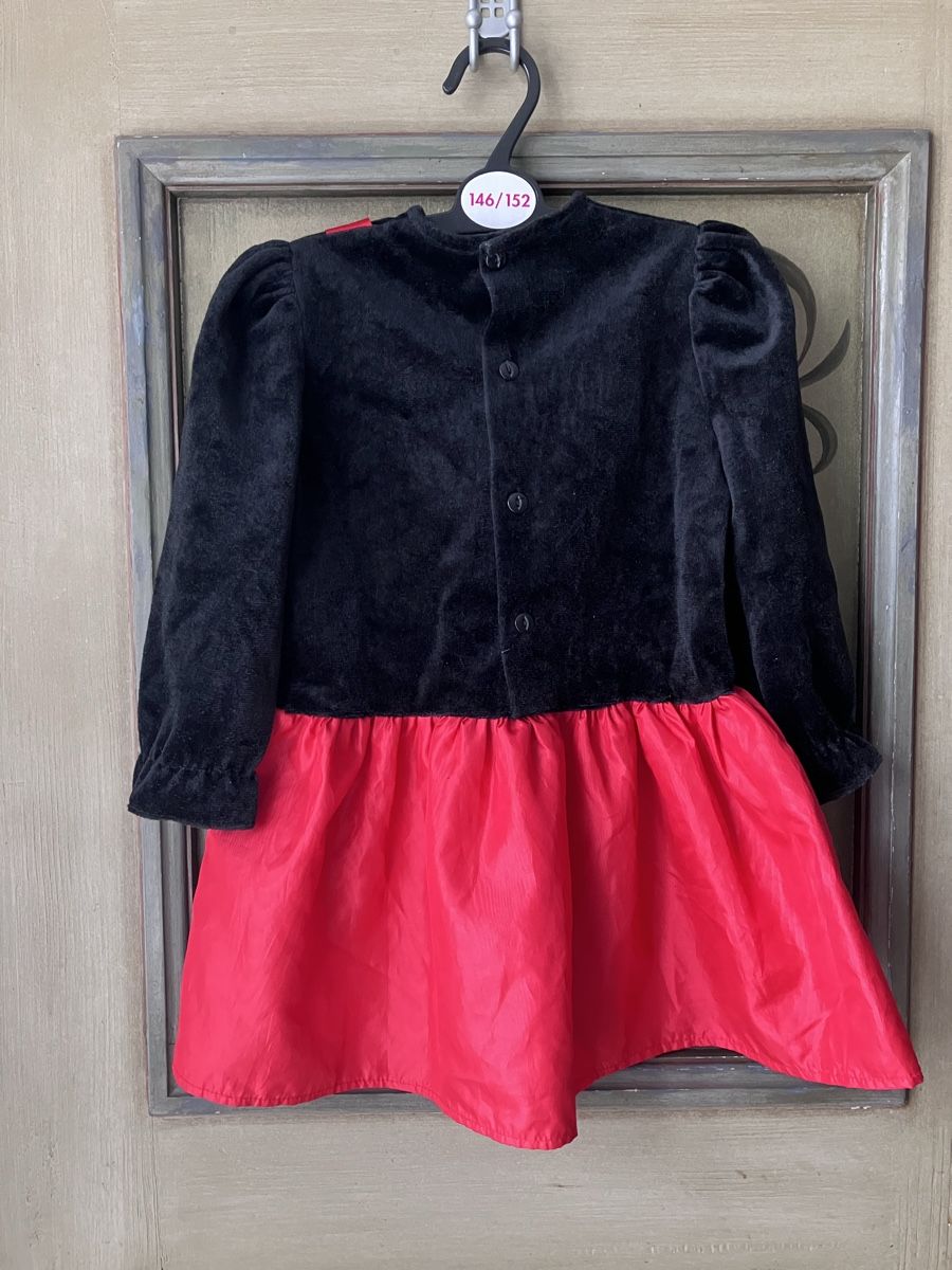 Vestiti & Gonne: Vintage Kinderkleid – Usato da Neftenbach venduto da Moonlight18 1