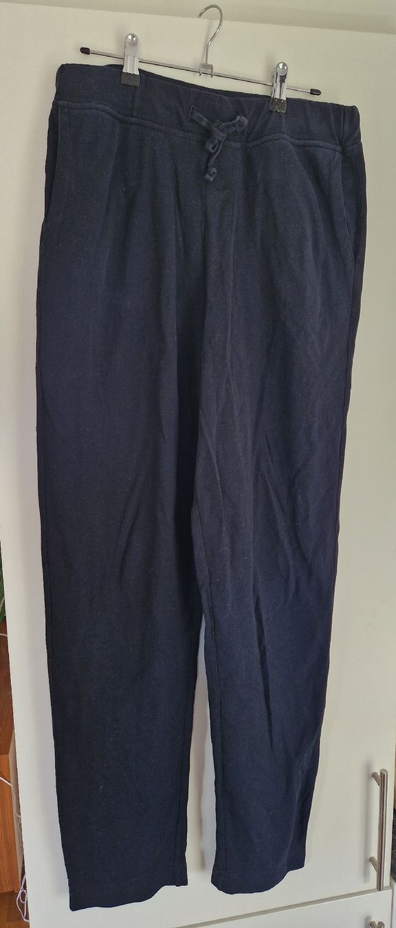 Pantaloni: Freizeithose / leichte Trainerhose Alpha Studio – Usato da Zürich venduto da nonsense322