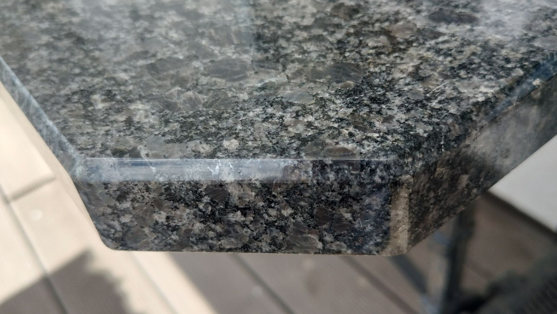 Tavoli: Granit Tisch Platte, ideal für Balkon Tisch oder Garten. – Usato da Basel venduto da baselboy01 4